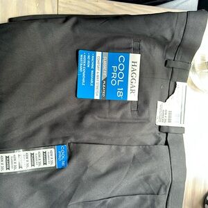Men’s Haggar cool pro classic fit pleated pants